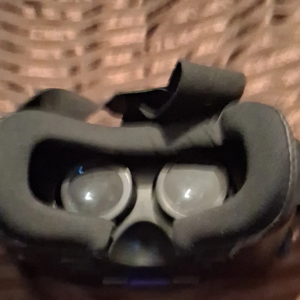 Innovative Black VR Headset